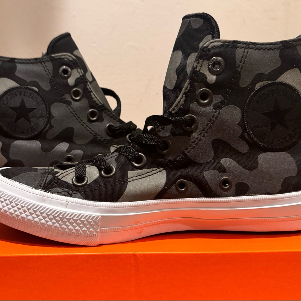 BRAND NEW Converse Chuck Taylor All Star2s Reflective Camouflage HightopS